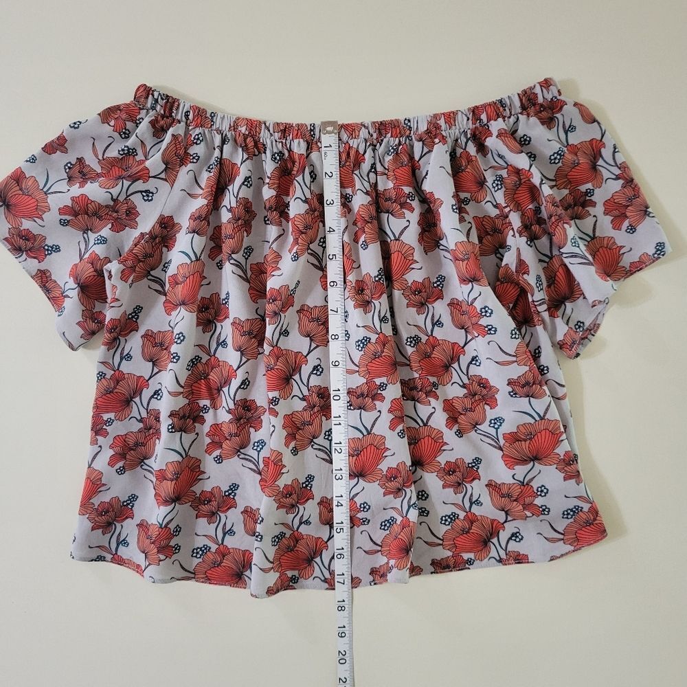 ASTR The Label Red Poppy Print Off Shoulder Crop Top Blouse - Picture 10 of 16